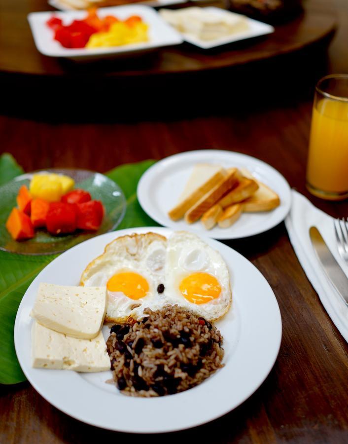Turrialba Bed & Breakfast Exterior foto