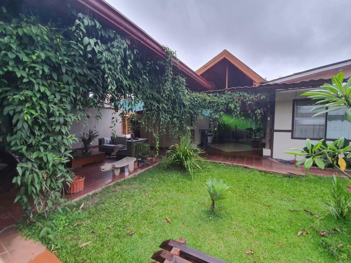 Turrialba Bed & Breakfast Exterior foto