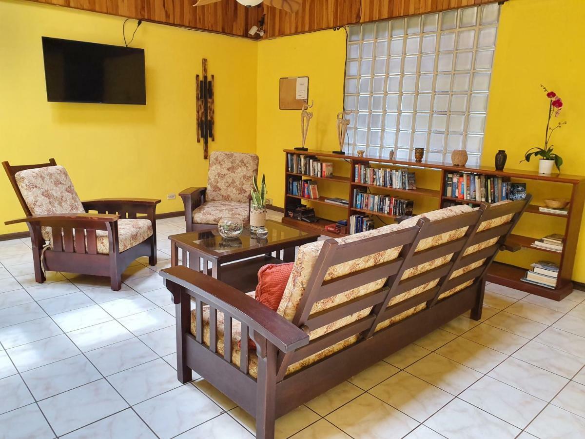 Turrialba Bed & Breakfast Exterior foto