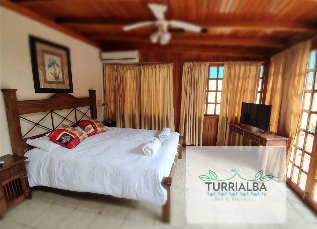Turrialba Bed & Breakfast Exterior foto